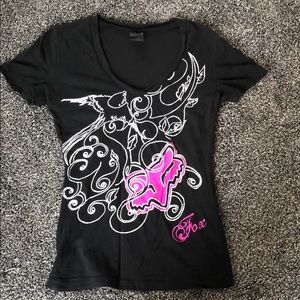 Fox Vneck tee
